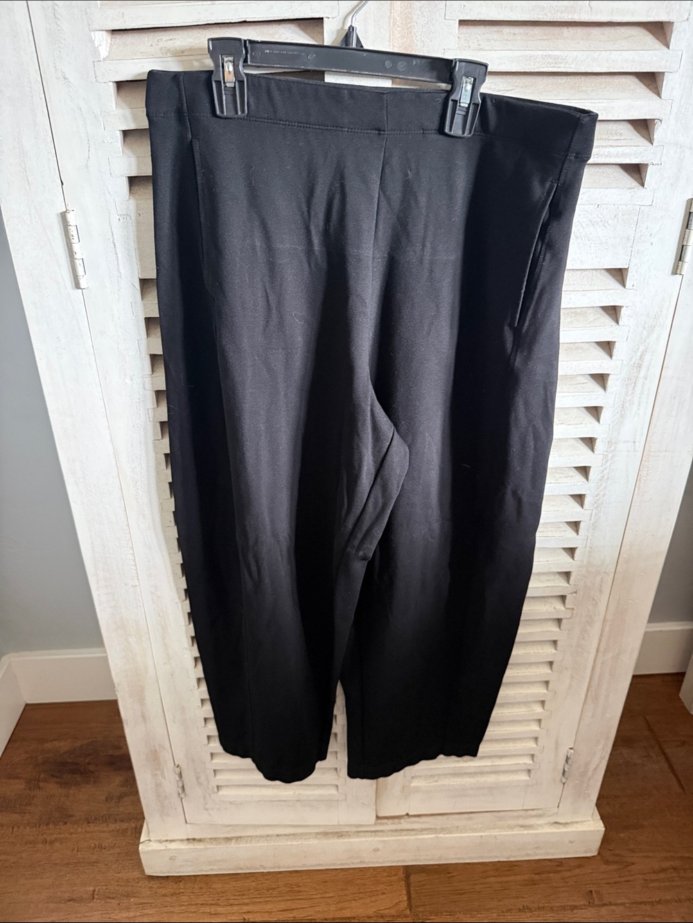 Men's Black Pull-On Dress Pants, barrel style